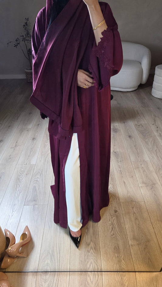 Zahra Abaya