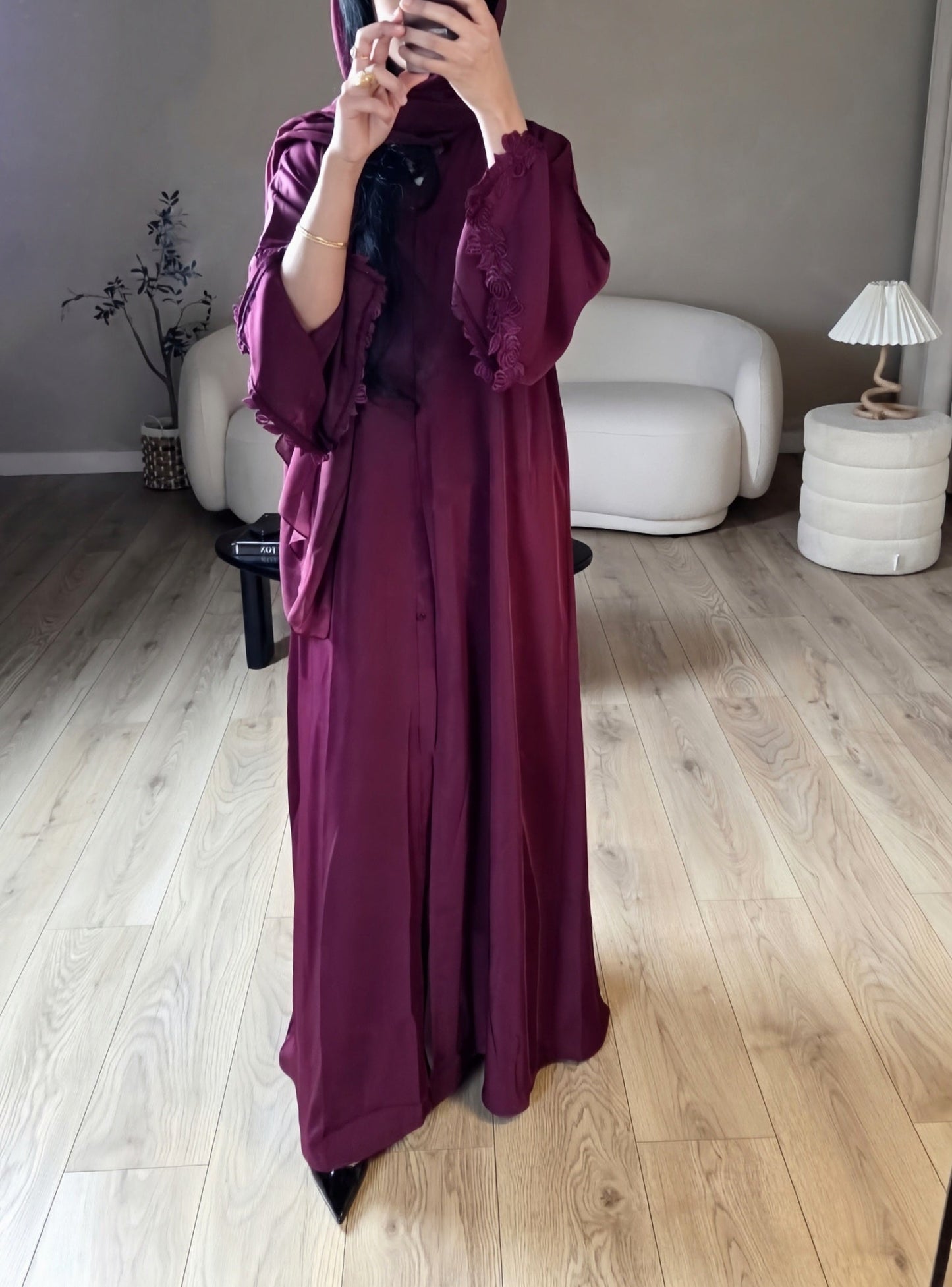 Zahra Abaya